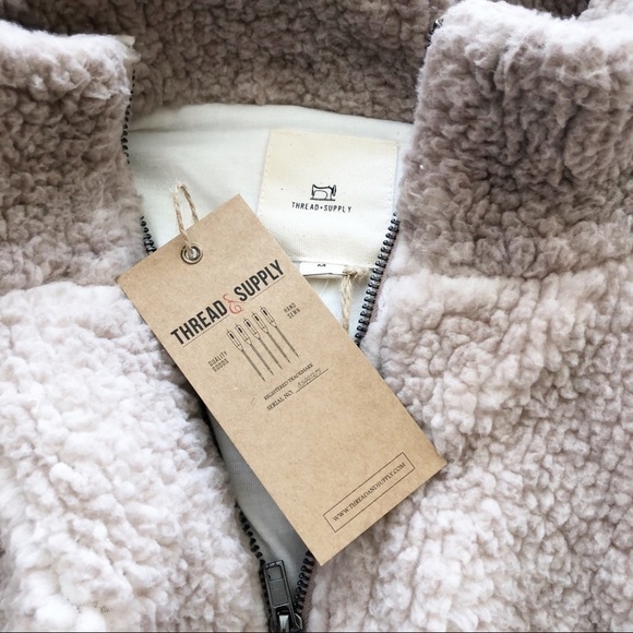 THREAD & SUPPLY NWT Wubby Sherpa Fleece Pullover Jacket in Cream and Gray - Picture 10 of 13